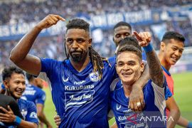 Foto - PSIS Semarang kalahkan Persebaya Surabaya