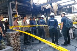 Kebakaran gedung K-link berasal dari tabung gas