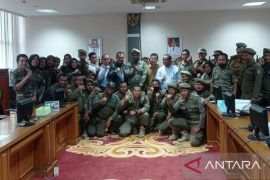 Satpol PP Penajam pertanyakan kepastian status sebagai  penegak perkara