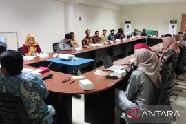 DPMD Penajam fasilitasi Universitas Mulawarman lakukan pengabdian masyarakat