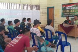 Satgas TMMD Kodim 1003/HSS gelar penyuluhan bahaya narkoba dan tertib berlalu lintas