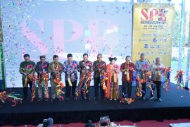 Pelaku UMKM dilibatkan dalam pameran ekonomi kreatif di Surabaya