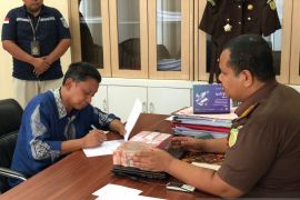 Sekdako Lhokseumawe T Adnan kembalikan uang aliran dana korupsi RS Arun