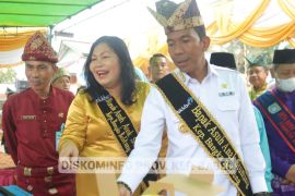 Pj Gubernur Suganda dikukuhkan jadi bapak asuh anak stunting