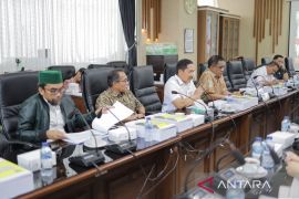 DPRD Kalsel sarankan pembentukan tim tangani persoalan "Kebun Raya Banua"