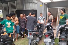 Pencuri dan penadah sepeda motor di Pekanbaru dibekuk polisi