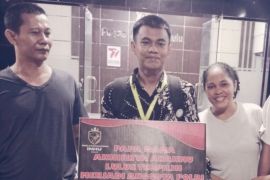 Anak penjual sepatu di Rengat jadi polisi