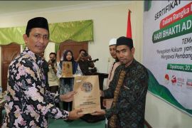 Bupati: Pensertifikatan tanah wakaf cegah masalah hukum