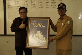 DJP pasang satu juta poster uang pajak untuk pemahaman siswa