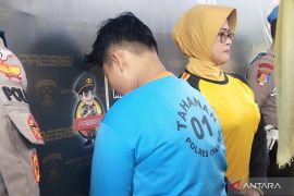 Dua perempuan pelaku begal taksi daring ditangkap polisi