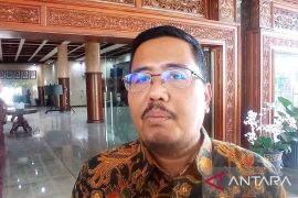 KPK pertimbangkan panggil ulang anak Anwar Sadad