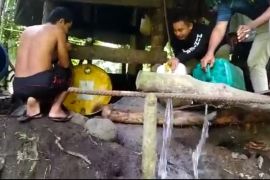 Akademisi sarankan Pemkab Halmahera Utara buat Perda peredaran miras