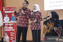 Pemkab Bekasi wujudkan keluarga berkualitas dengan optimalkan peran ayah