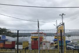 Sejumlah pelayaran  antarpulau di Maluku tertunda dampak cuaca buruk