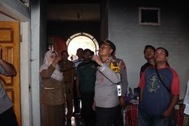 Polres Pasaman Barat selidiki penyebab kebakaran rumah pensiunan Polri