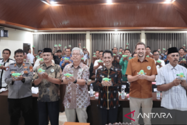 TSI dan BTN Wakatobi kampanye Program Konservasi Kacamata Wangi-wangi