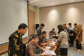 Usai tandatangani PKS 3 pihak, lima KUD Mitra BRK Syariah bakal lakukan peremajaan sawit