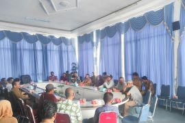 Pemkab Pasaman Barat sosialisasikan KUR bagi petani dan nelayan