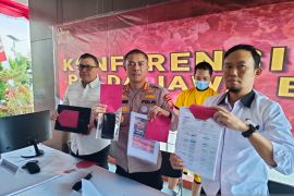 Polisi tangkap Youtuber diduga promosikan judi