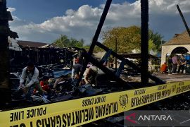 Kalsel kemarin, Rumah di Balangan dilalap si jago merah hingga Karhutla di Kalsel