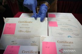 Kasus penyelundupan narkotika dengan metode penyerapan di lembaran sertifikat