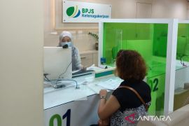 BPJAMSOSTEK cikarang imbau peserta yang berusia 56 tahun cairkan JHT