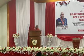 Deputi KSP Febry Calvin dikukuhkan sebagai Dewan Kehormatan DPP Hena Hetu