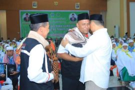 Bupati sambut jamaah haji asal Labura