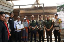 Kejati Kepri beri penyuluhan hukum ke warga Suku Laut di Lingga