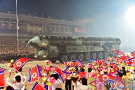 Korut pamerkan rudal antarbenua Hwasong