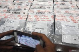 Polri mendirikan posko imbas pemblokiran 191.965 IMEI ilegal