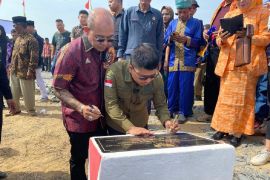 Satono kembali resmikan jembatan berkemajuan di Sungai Emas