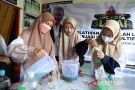 "Orang Muda Ganjar" gelar pelatihan daur ulang limbah jadi sabun