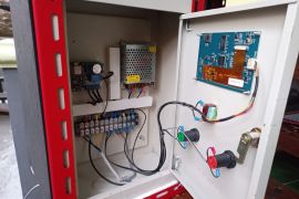 Mahasiswa UMM buat alat pemberi pakan ayam otomatis berbasis IoT