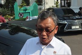 Jokowi minta Menteri ESDM evaluasi biaya gas bumi