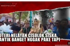 Si cantik Siska dalam kemeriahan syukuran nelayan Cisolok