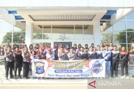 Dirlantas targetkan juara untuk Tim Voli Polda Kalsel