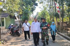 Bappeda Jatim pantau kemajuan program TMMD