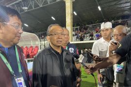 Gubernur Koster janji perbaiki GOR Ngurah Rai setelah saksikan IYC