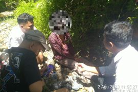 Warga Garagahan Agam tangkap karyawan koperasi konsumsi sabu di sungai