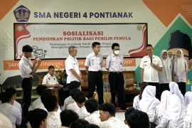 Edi Rusdi Kamtono ajak pemilih pemula jadi pemilih cerdas