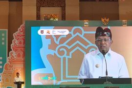 Gubernur Bali minta kepala daerah edukasi warga terkait layanan PDAM