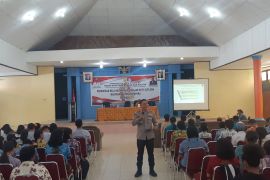 Kesbangpol berikan pendidikan bela negara ke pelajar Kota Jayapura