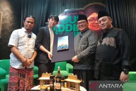 Pemuda Jepang tebarkan semangat perdamaian di ponpes