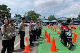 Polda Riau hapus manuver angka 8 dan zig-zag saat ujian pembuatan SIM