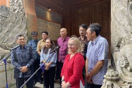 Bali discusses 2045 emissions target with international organizations
