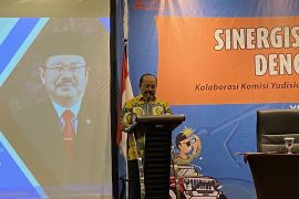 Amzulian  Rifai pastikan KY terus pantau terkait perkara Gazalba Saleh