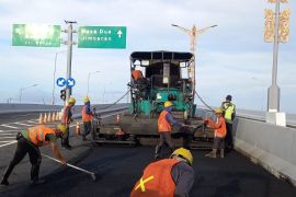 Jasa Marga perbaiki sebagian ruas jalan di Tol Bali Mandara