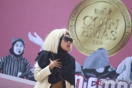 Kompetisi Bahasa Inggris Coin Emas