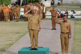 Pj Wali Kota Lhokseumawe tegaskan akan copot pejabat yang malas